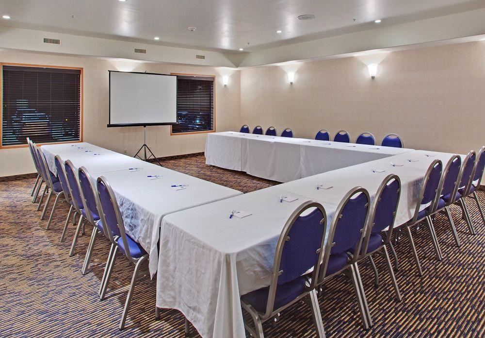 Holiday Inn Express Yorkton East By Ihg Luaran gambar